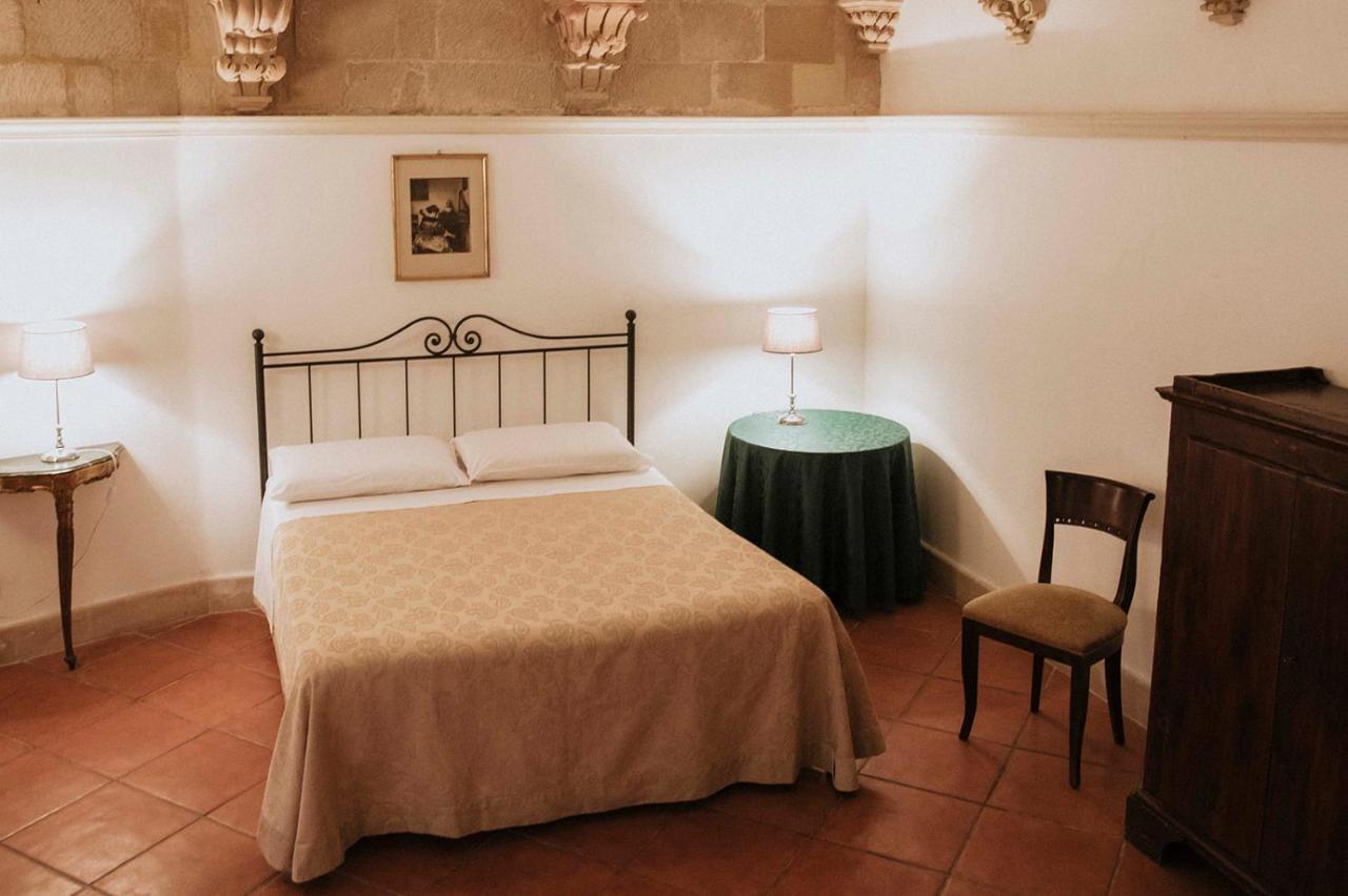 Dimora Santangelo Villa เลชเช ภายนอก รูปภาพ